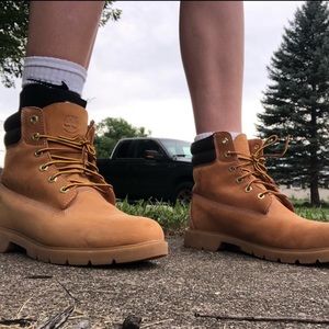 famous footwear timberland